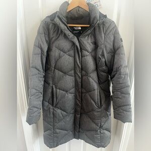 Women’s North Face long puffer jacket - medium